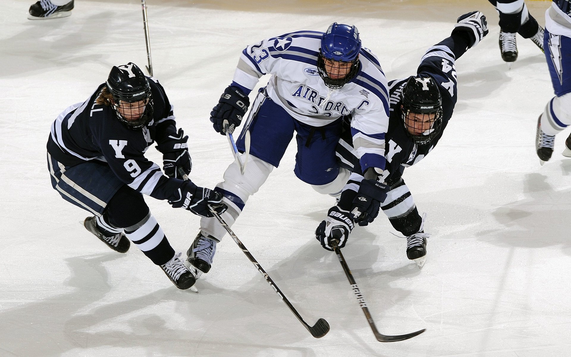 赛后访谈：李明感谢队友配合，志在冠军！，李明 后卫